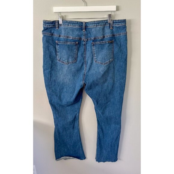 Evy's Tree Medium Wash Bootcut Jeans - Picture 5 of 9